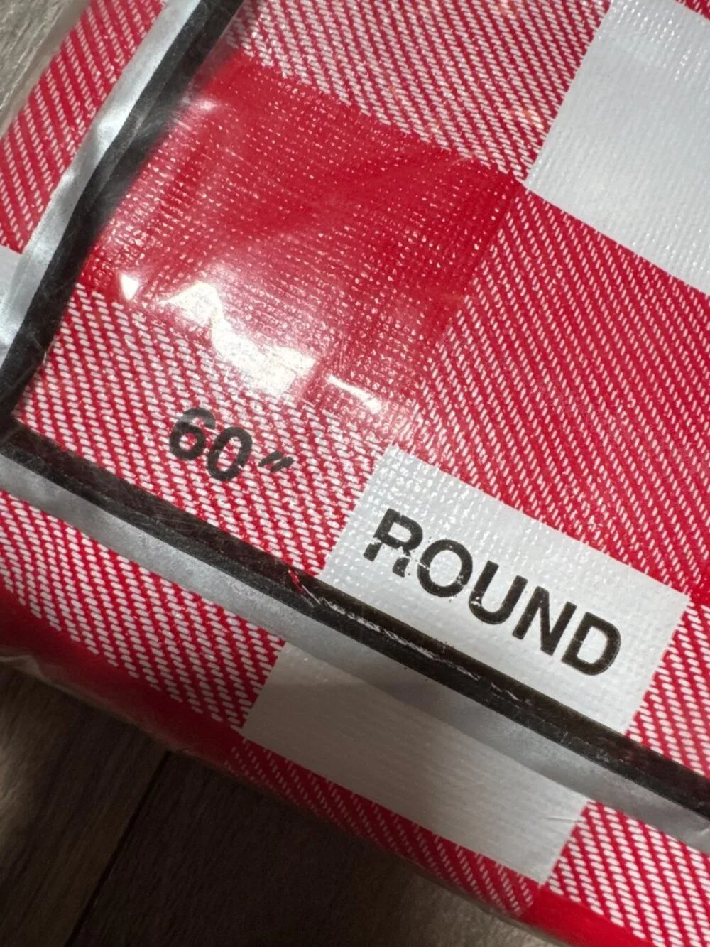 Picnic Place Red & White Gingham Flannel-Backed Vinyl Round Tablecloth 60